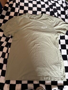 Men’s large Hurley shirt
